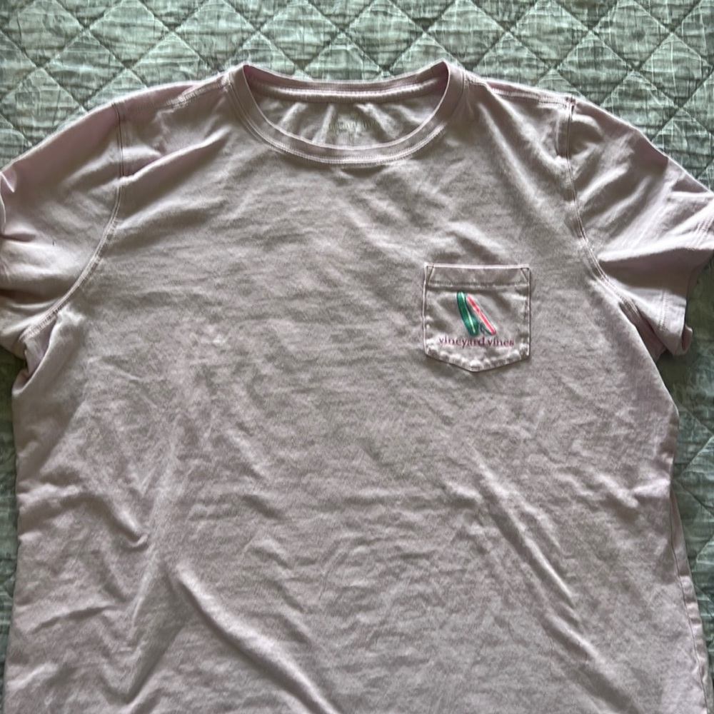 Vineyard vines top